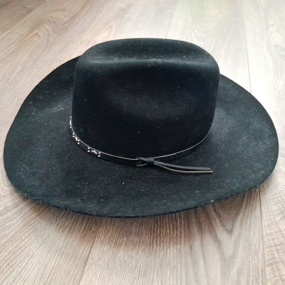 Baileys Cowbly Hat 7 3/8"